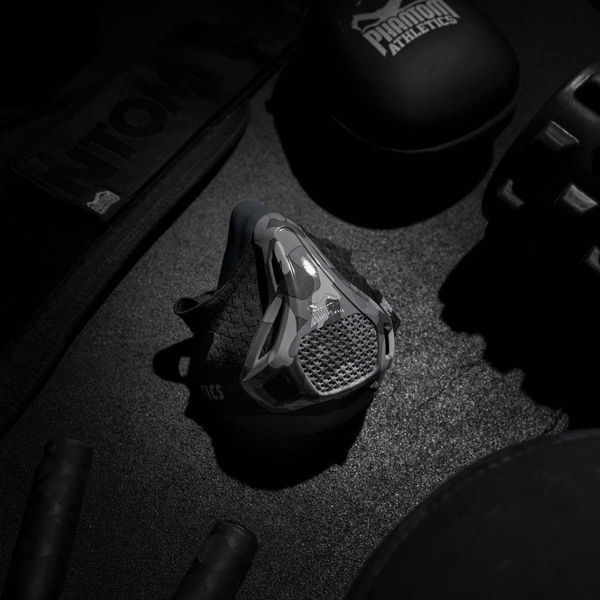 Маска для тренування дихання Phantom Training Mask Camo M PHMASK1011-M фото