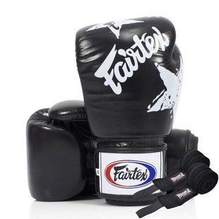 Боксерські рукавиці Fairtex BGV1 Nation Print Black 14 унцій (бинти в комплекті) BGV1_Print_14oz_Black фото