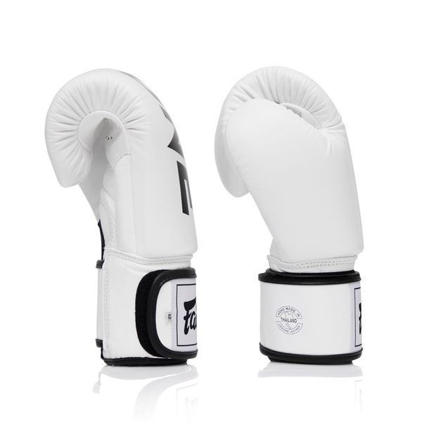Боксерські рукавиці Fairtex BGV1-ONE (натуральна шкіра) White 12 унцій (бинти в комплекті) BGV1-ONE_12oz_White фото