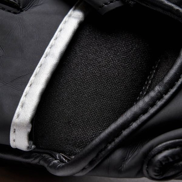 Рукавиці греплінгові для ММА Leone BLACK Edition M (капа в комплекті) GP121_Black_M фото
