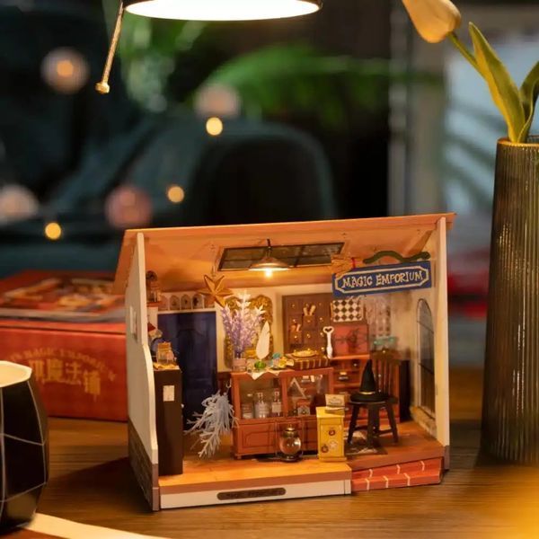 Конструктор 3D міні-будинок Robotime Rolife Kiki&rsquo;s Magic Emporium DG155 DG155 фото
