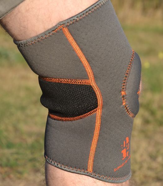 Наколінник MadMax MFA-297 Knee Support with Patella Stabilizer Dark Grey/Orange L MFA-297_L фото